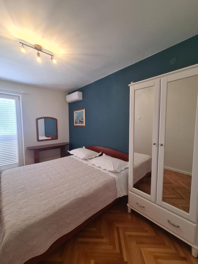 Nena & Petar Appartamento Makarska