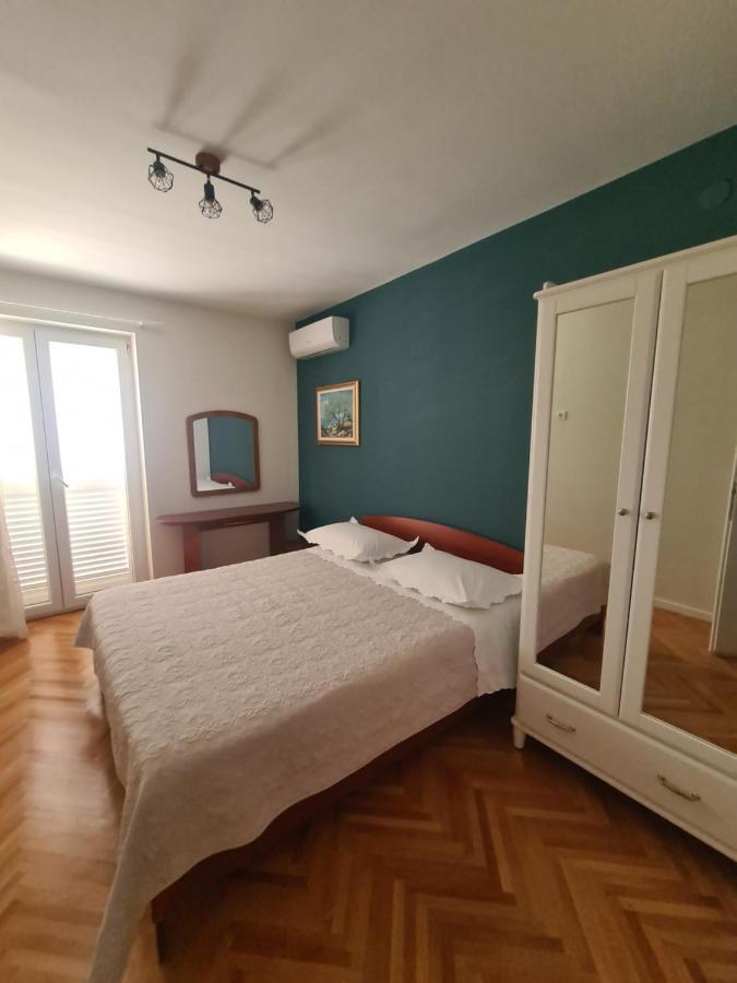 Nena & Petar Appartamento Makarska