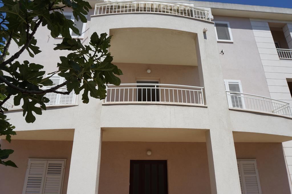 Apartamento Adrion *