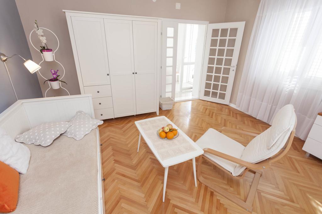 Nena & Petar Appartamento Makarska